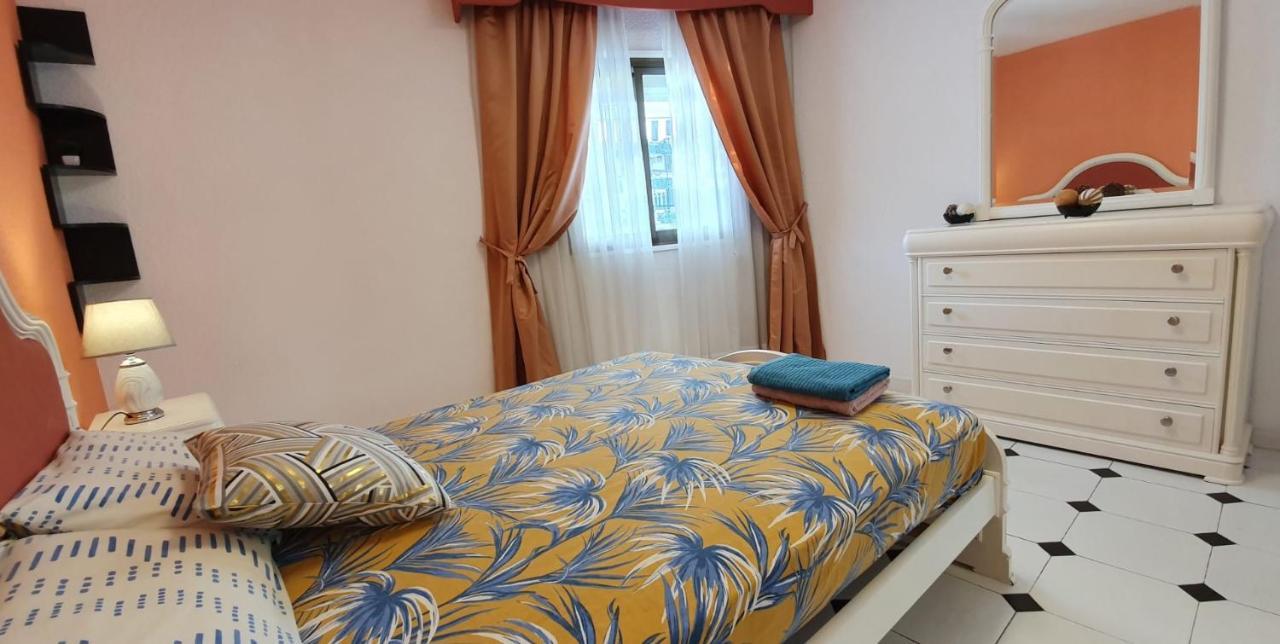 Encantadora Vivienda En El Paseo Maritimo De Salou Extérieur photo